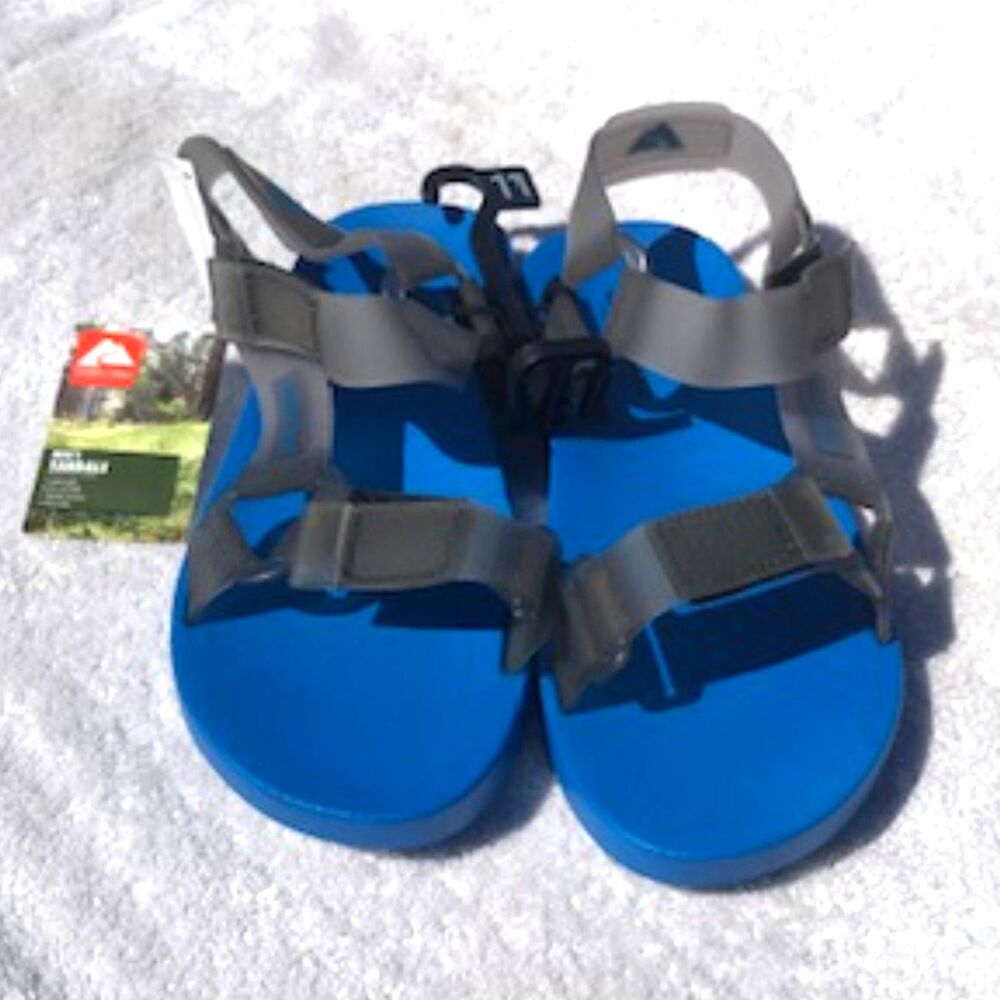 Size: 11 Strap Trek Sandals ................. Ozark Trail . New w/Tags